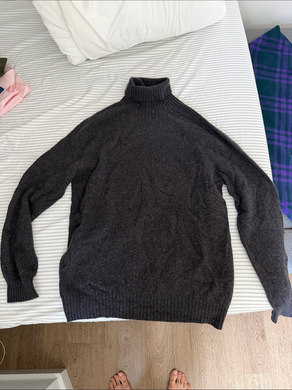Thomas Pink Charcoal Turtleneck Sweater